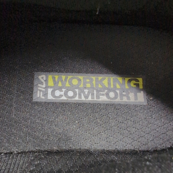 Fila Black Sneakers Sz 11 Sleek Minimalist Design Working Comfort Shoes - Picture 10 of 11